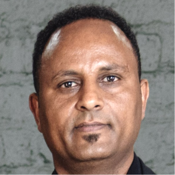 Dr Ephrem Redda Longweni